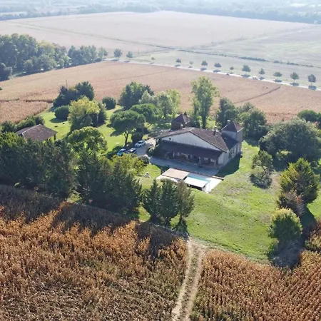 D'hotes Le Loubet 3* LʼIsle-Jourdain