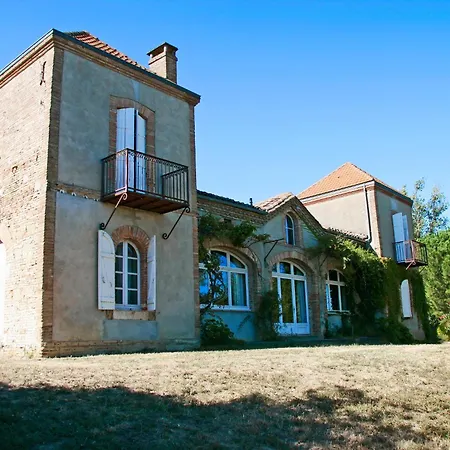 D'hotes Le Loubet Pensión