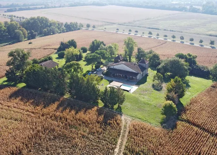 D'hotes Le Loubet 3* LʼIsle-Jourdain